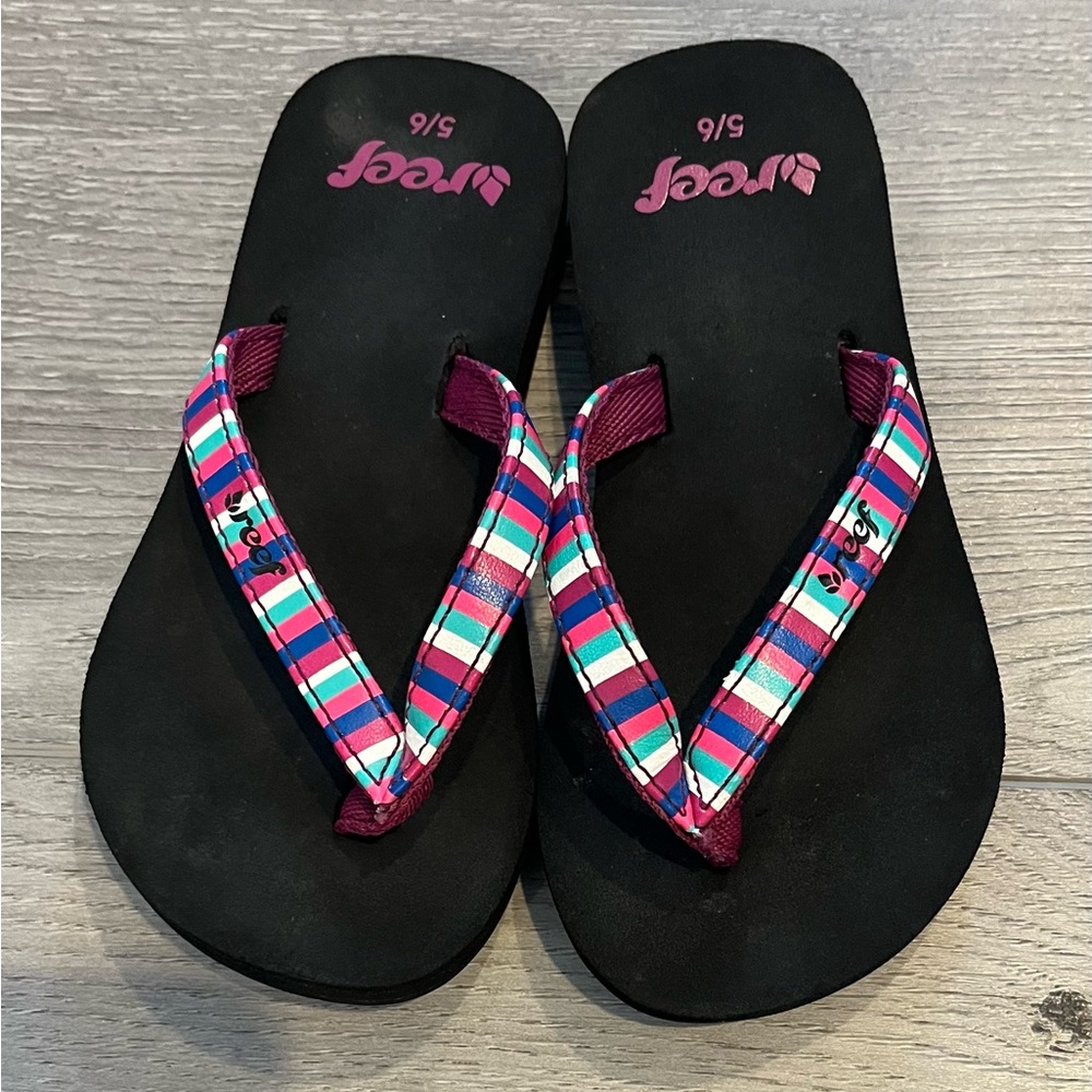 FREE WITH PURCHASE Girls Reef Sandals 5/6T